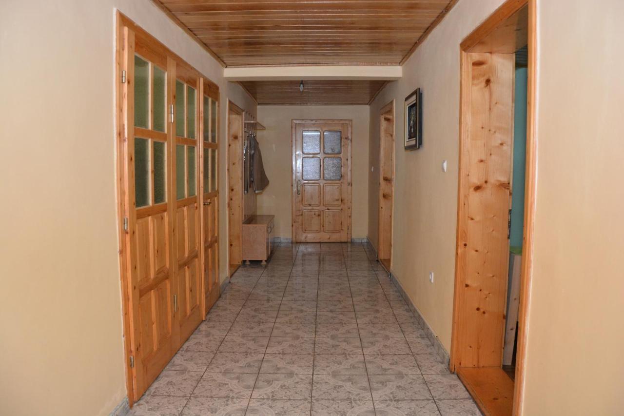 מלון Rîu de Mori Casa Verde מראה חיצוני תמונה